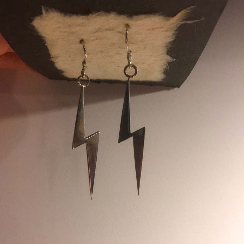 925 silver earrings. lightning bolt shape, brand new 4 pairs available